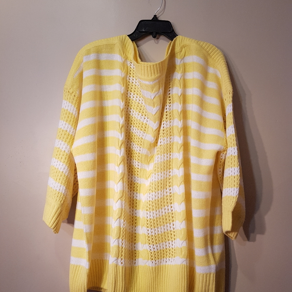 NWT Simply Be Size:32/34 blouse